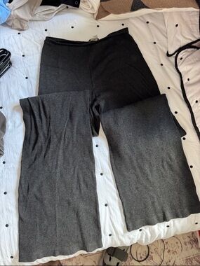 Hey comfy pants ..Zara Ribbed Wide-Leg Pants in Dark Gray